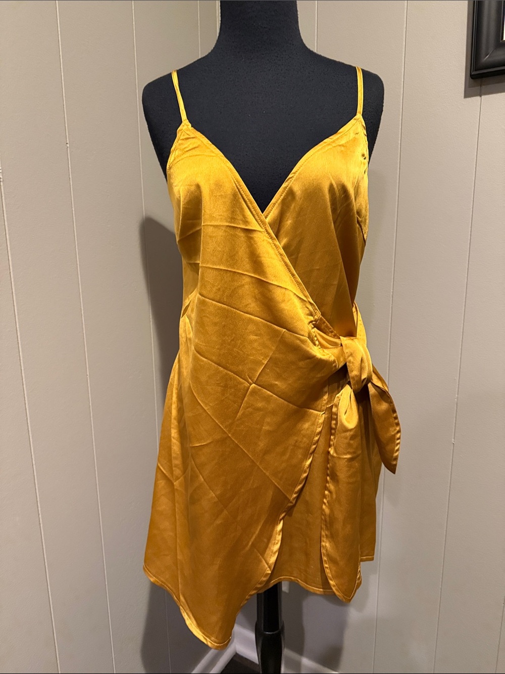 Boohoo Women’s 6 Gold Mustard Satin Wrap Mini Dress with Side Knot